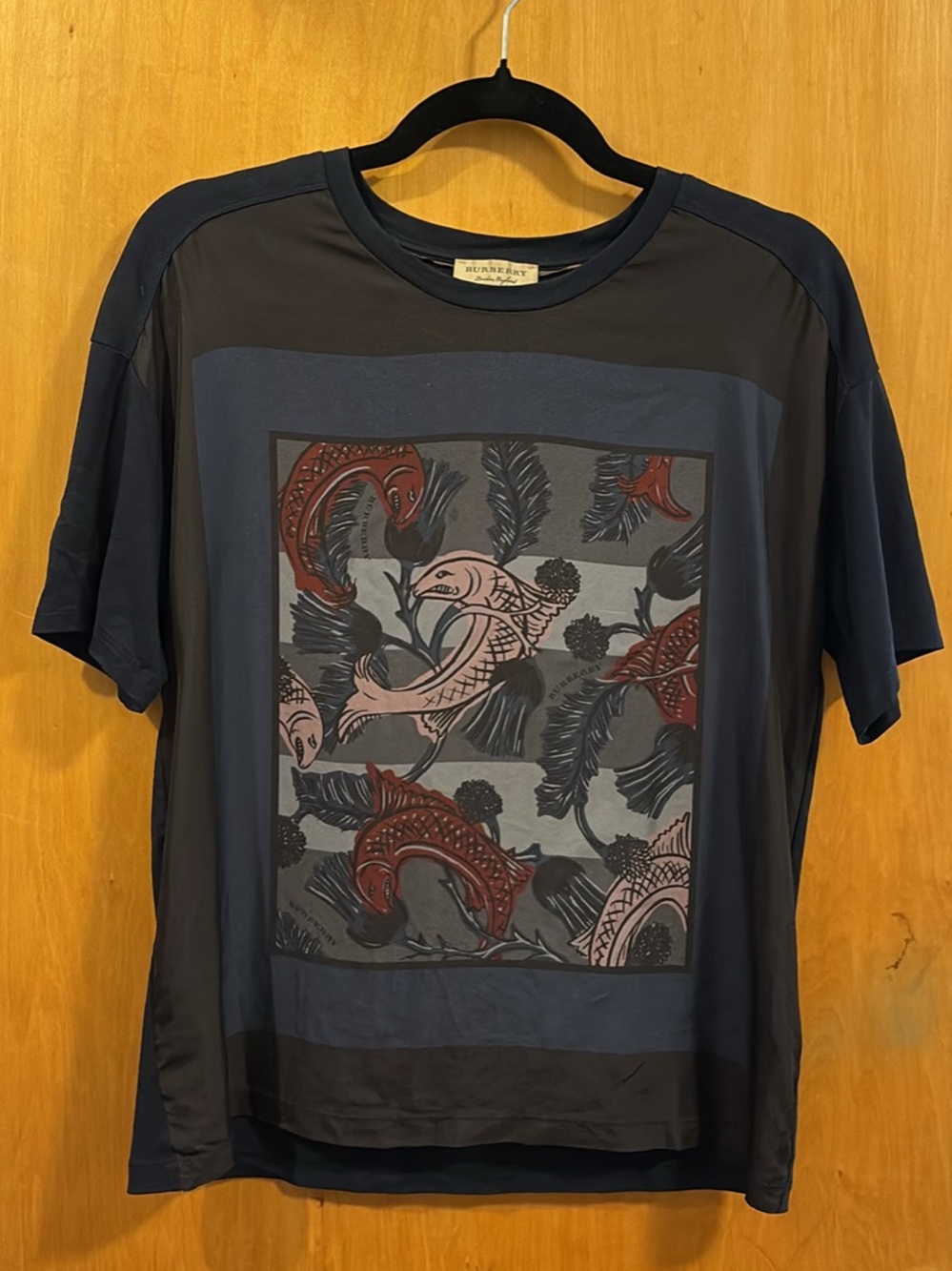 Burberry Silk and Cotton tshirt S